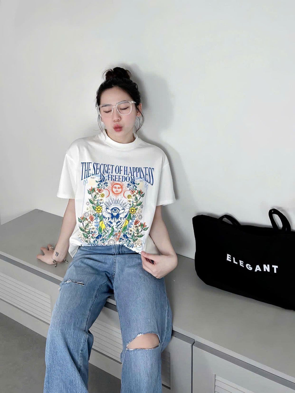 The secret of happiness  T-Shrit