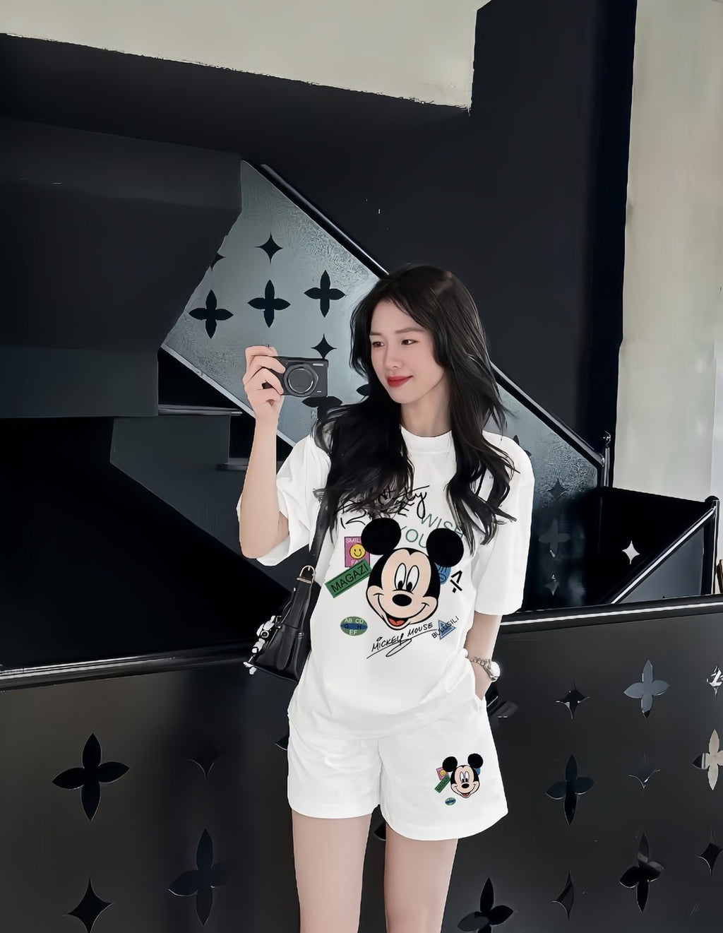 Set áo + quần short Mickey nữ cá tính . CP_10568