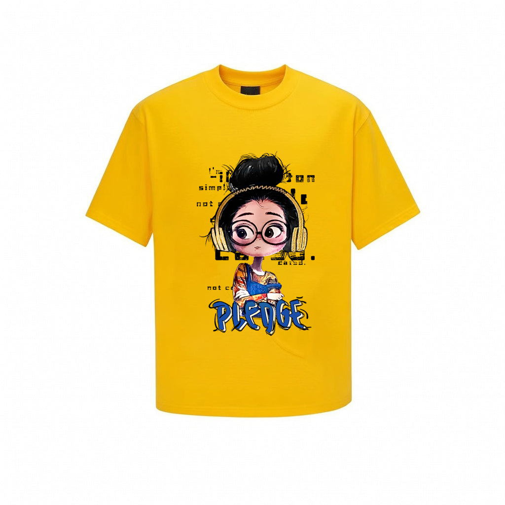 The Girl take the headphone streetwear  T-Shrit
